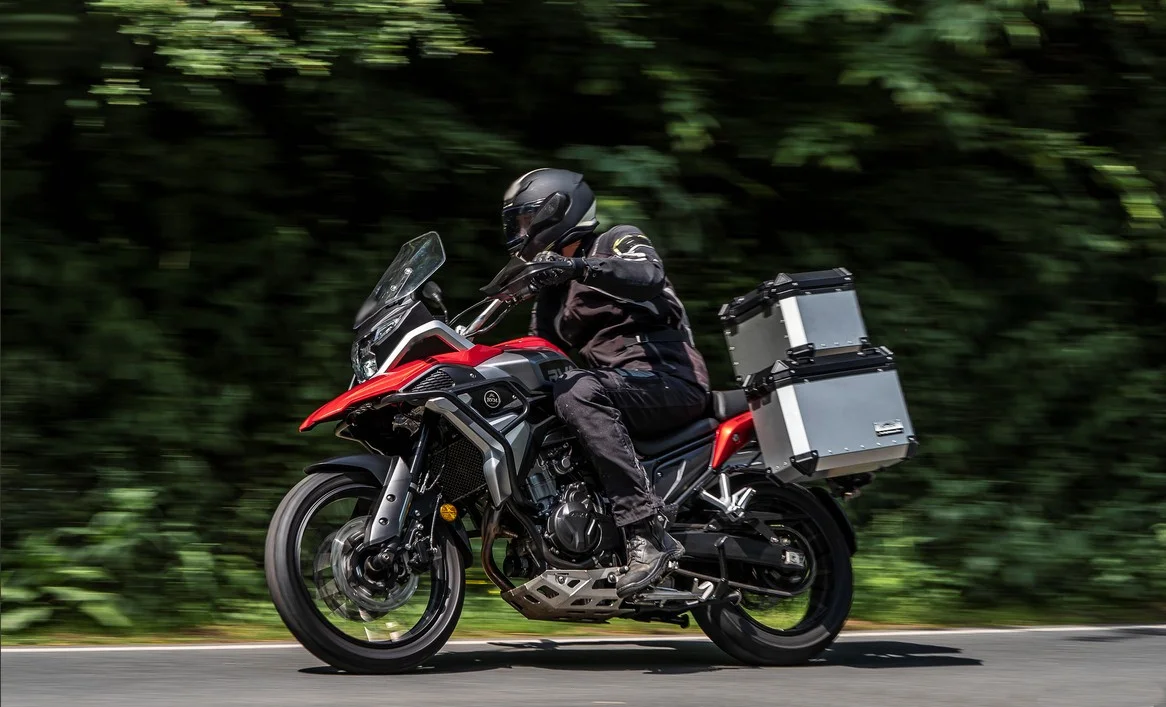 b01f85_14cfa228ac304a79bb9b0a18a24903a4_mv2