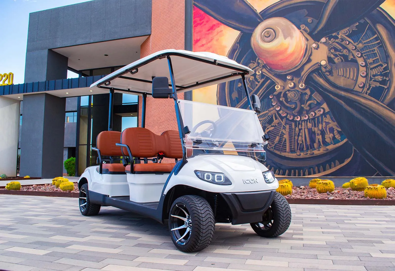 lvtong-golf-cart-abu-dhabi-dubai-uae-1